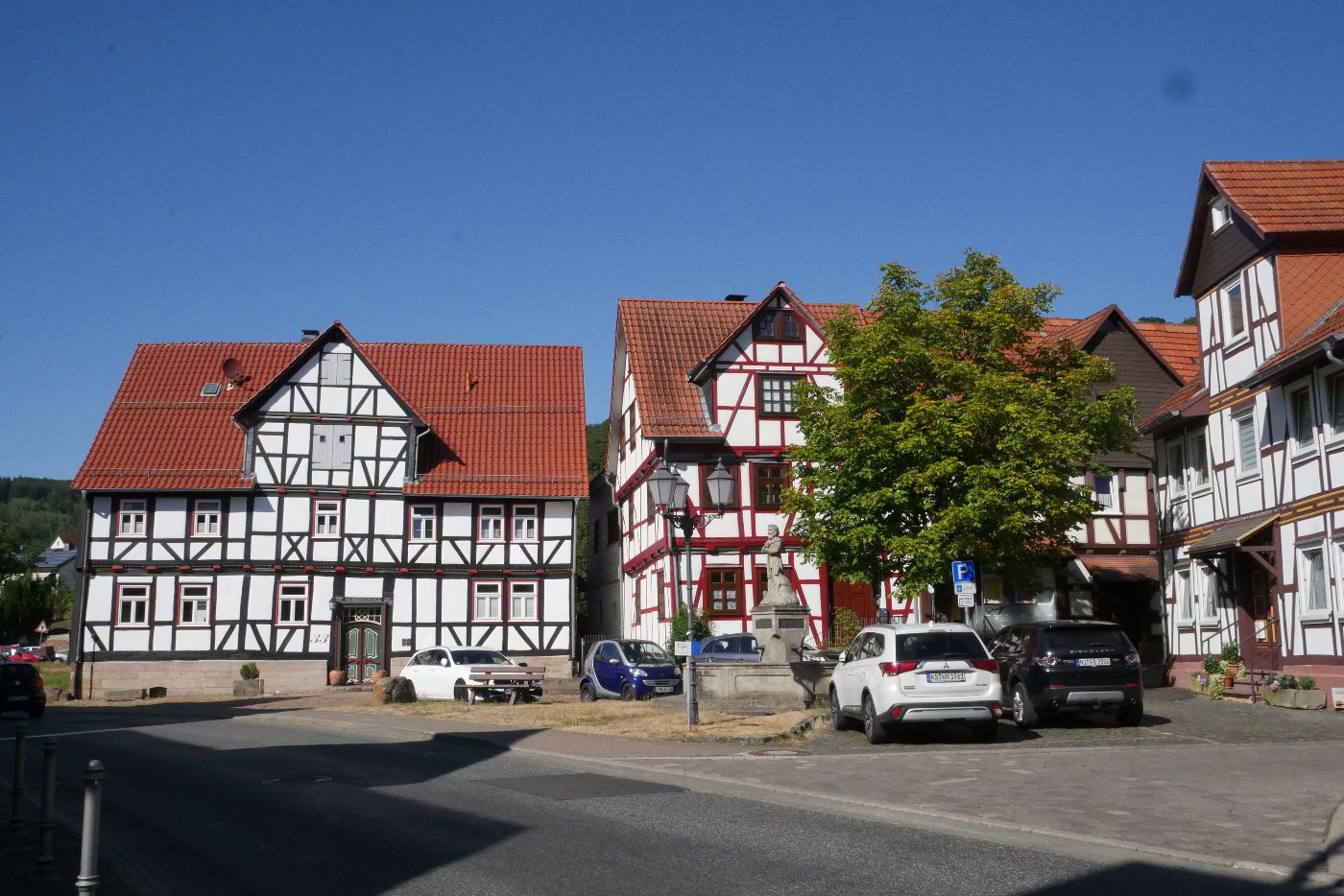 Dorfplatz in Helsa